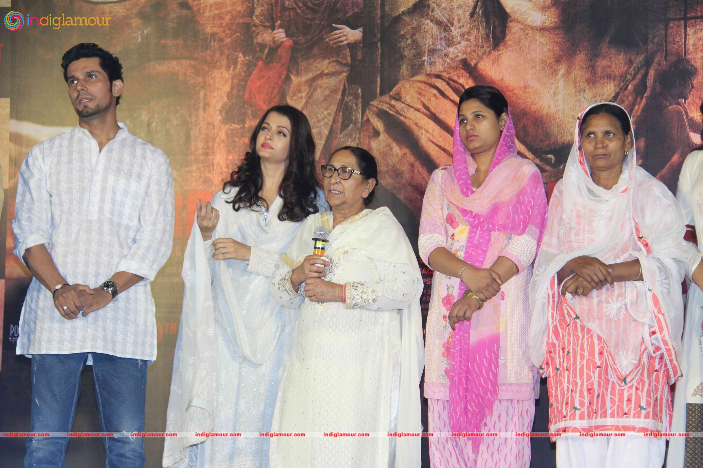 Cast of Film Sarabjit Pay Homage to Sarabjit Singh Event hd photo