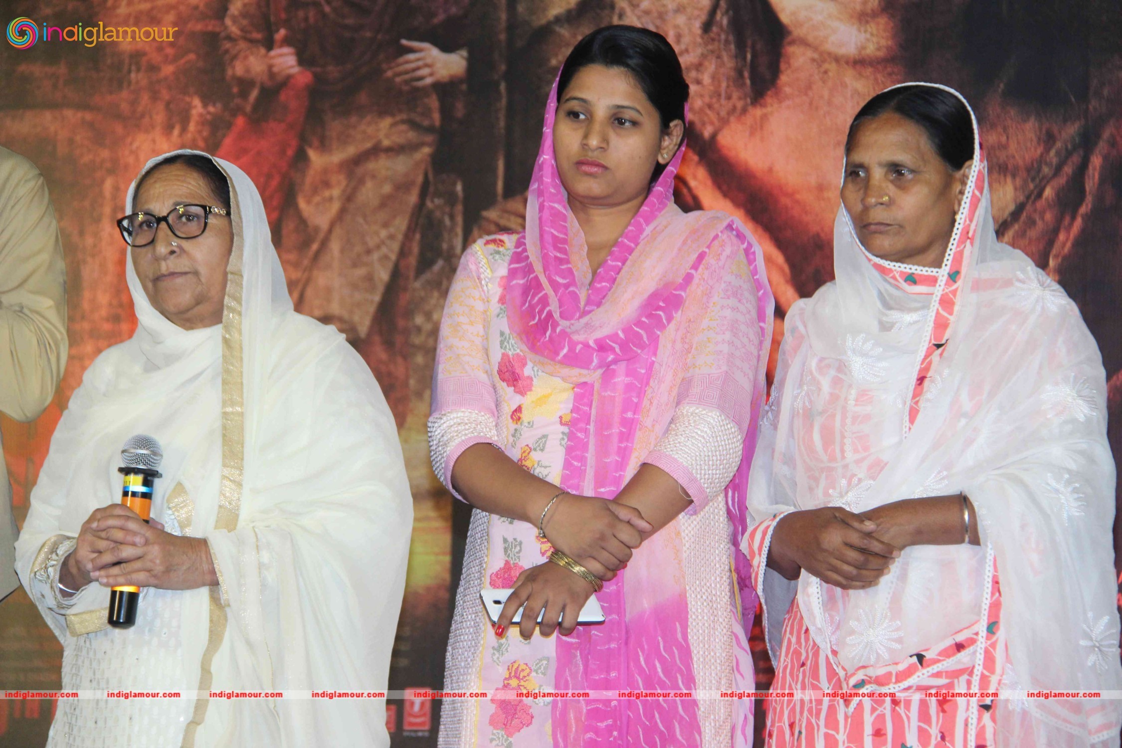 Cast of Film Sarabjit Pay Homage to Sarabjit Singh Event hd photo