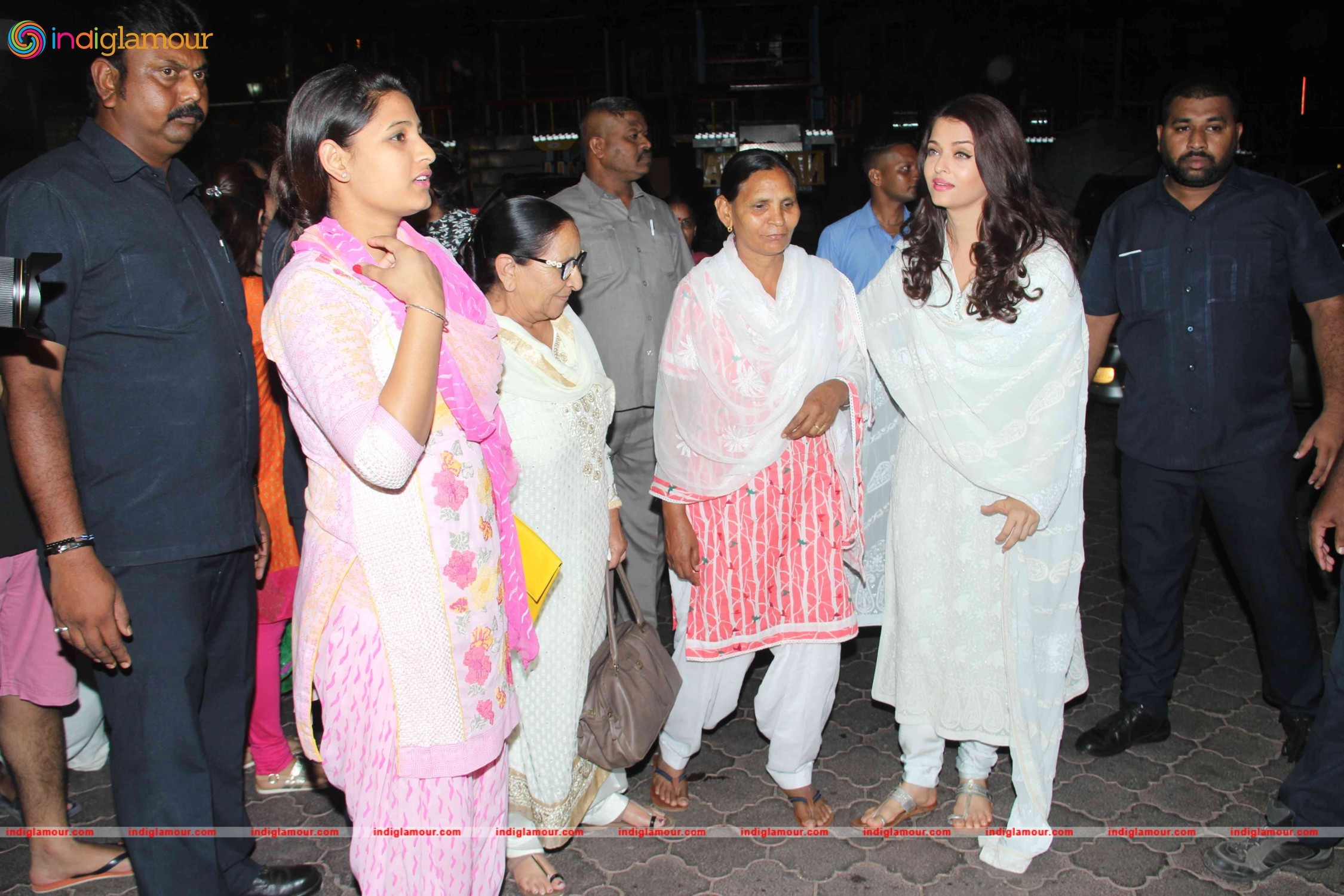 Cast of Film Sarabjit Pay Homage to Sarabjit Singh Event hd photo