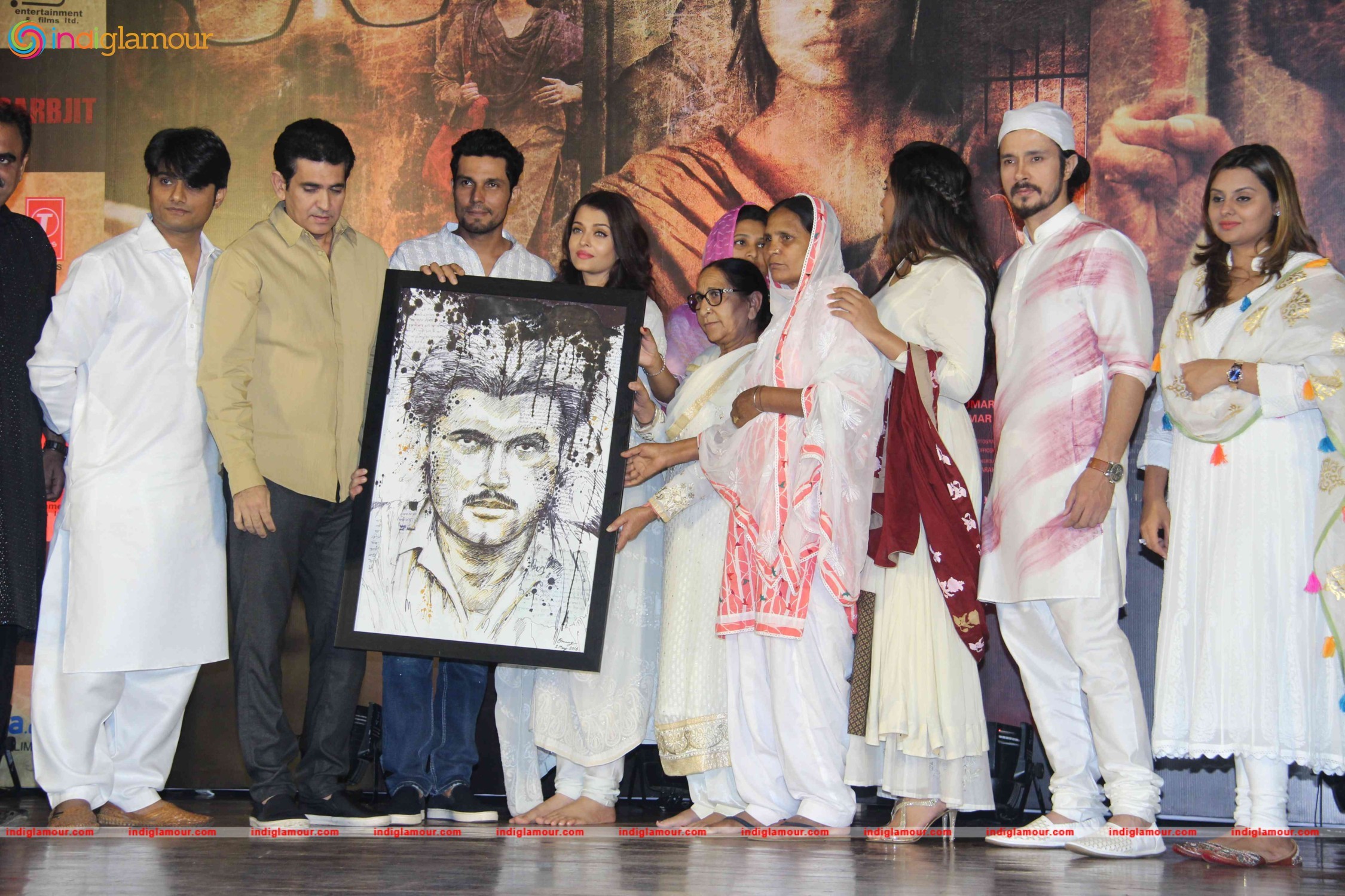Cast of Film Sarabjit Pay Homage to Sarabjit Singh Event hd photo
