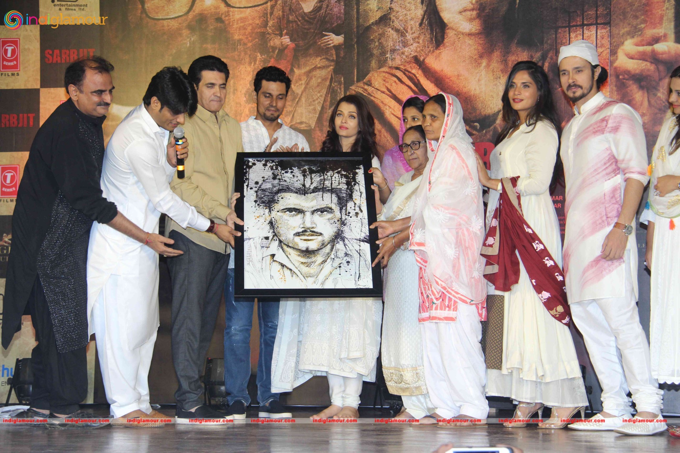 Cast of Film Sarabjit Pay Homage to Sarabjit Singh Event hd photo