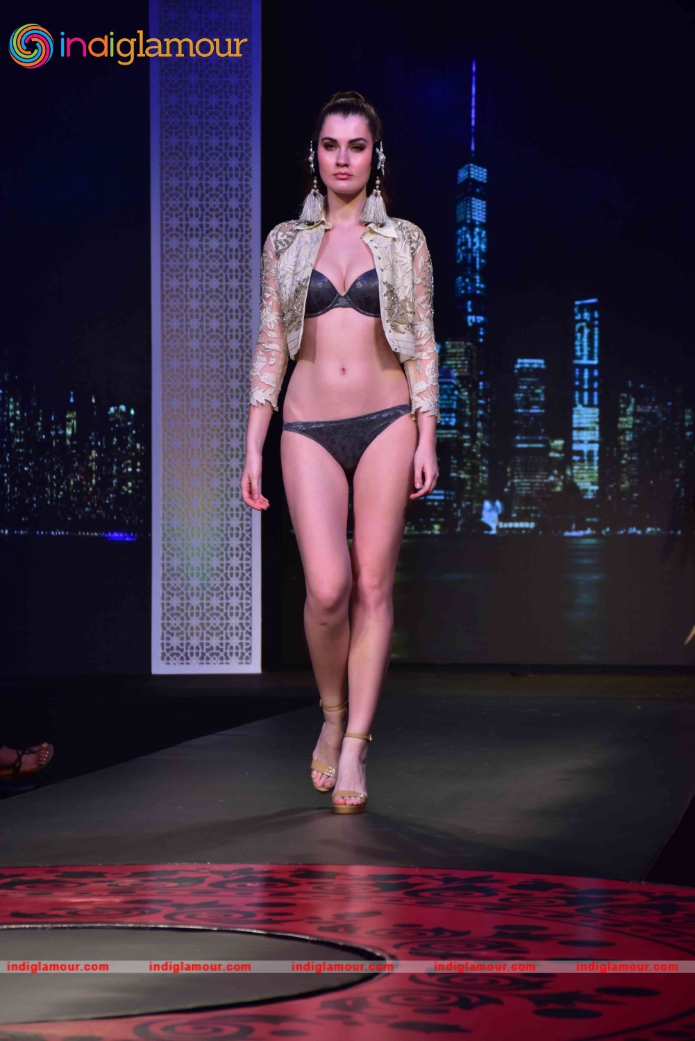 Triumph Launches Glam New 2016 Collection Event hd photo