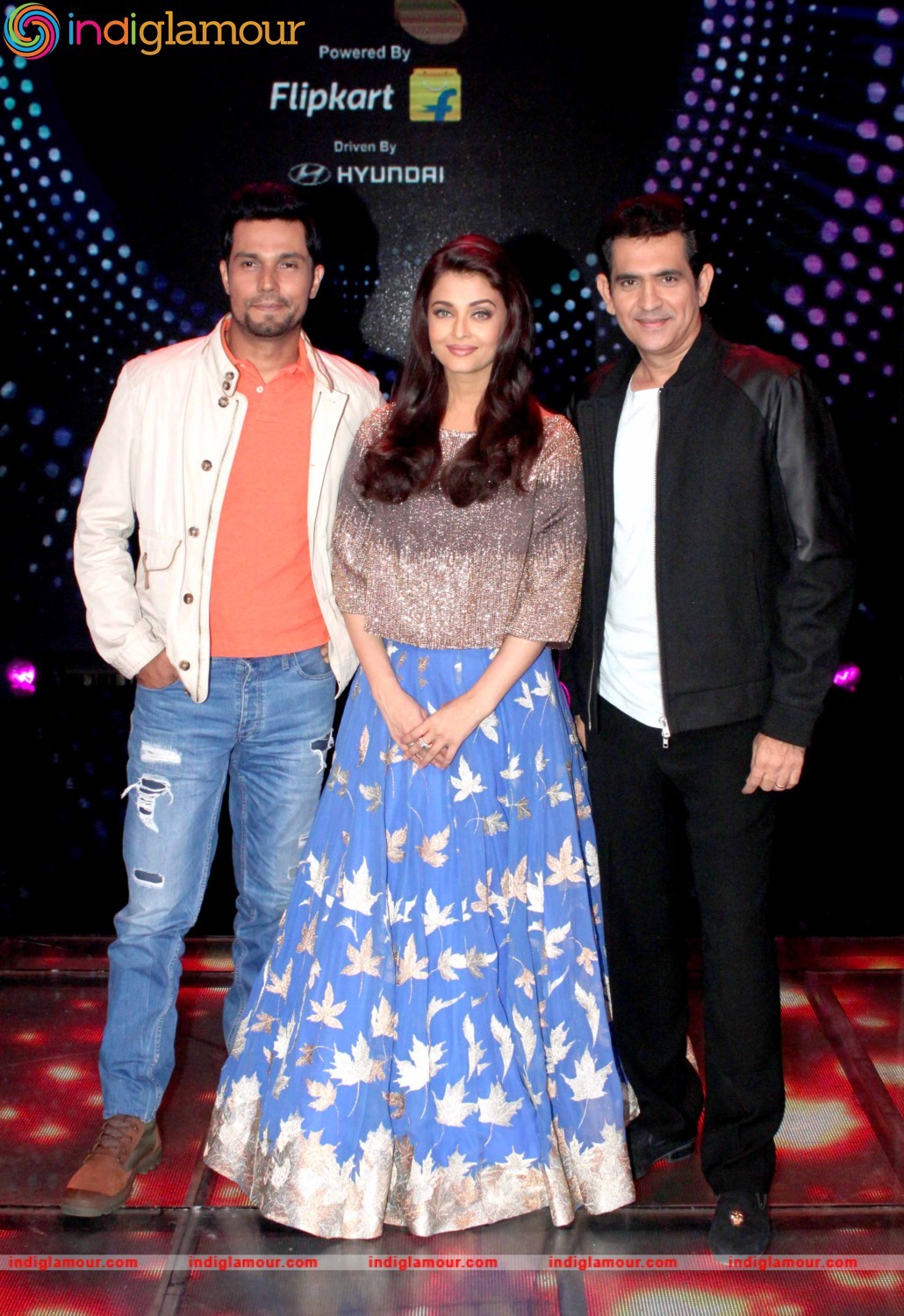 Promotion of Sarbjit On the Set of Sa Re Ga Ma Pa Event hd photo
