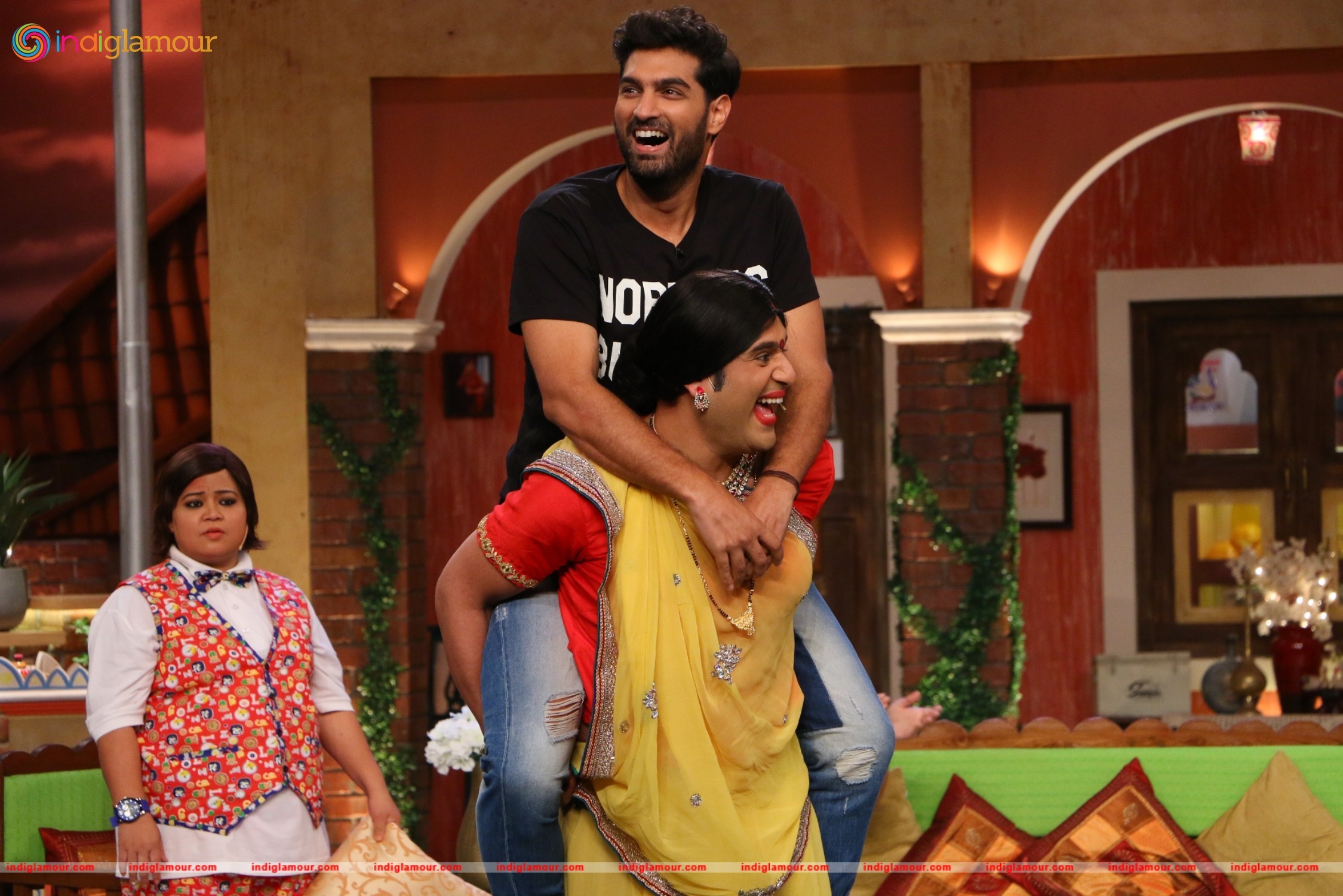 Promotion of Movie Azhar on the Sets of Comedy Nights Live Event hd photo
