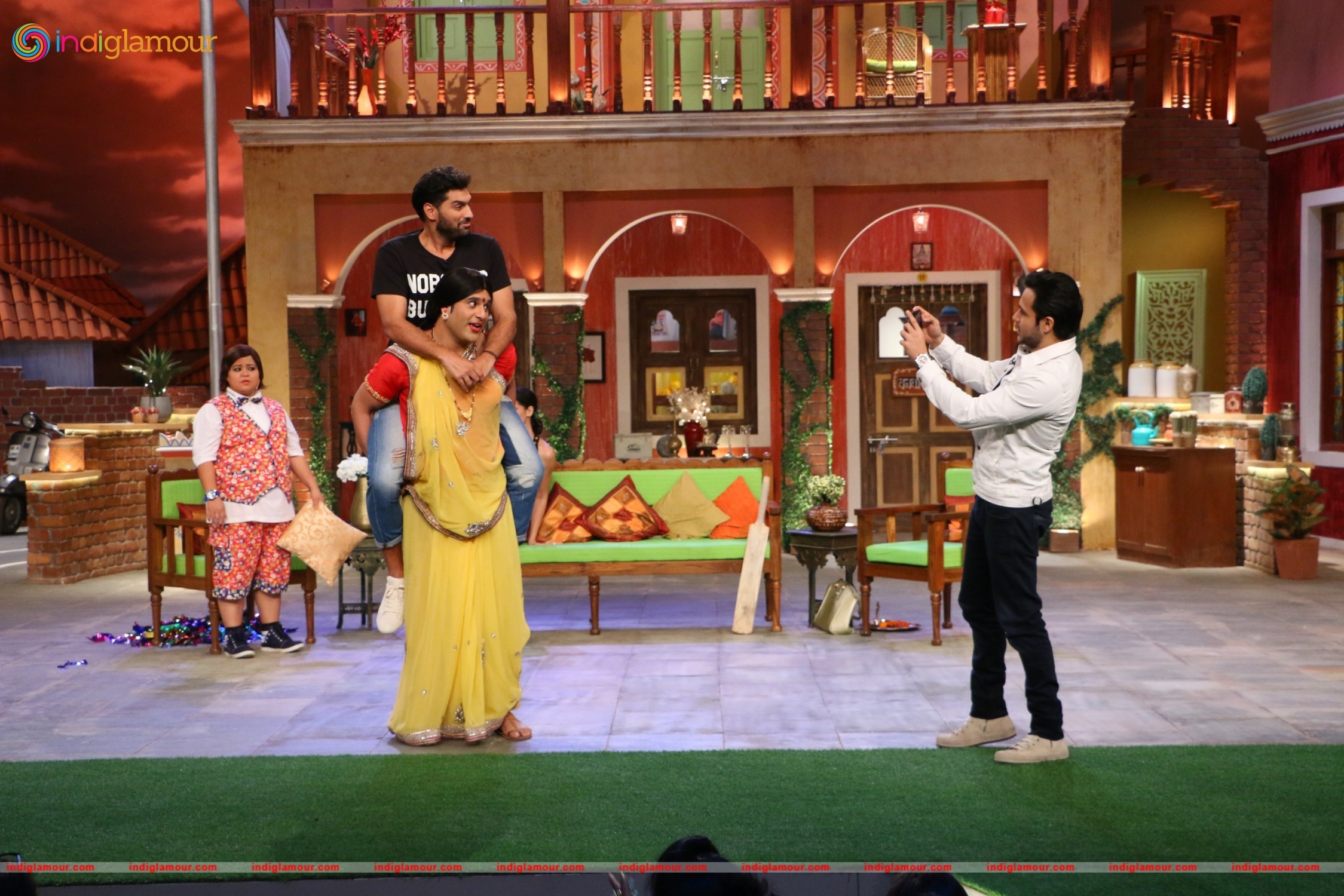 Promotion of Movie Azhar on the Sets of Comedy Nights Live Event hd photo