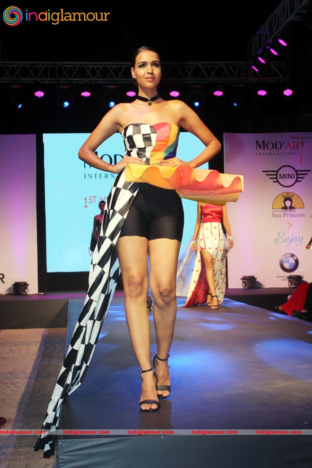 Mod Art International Annual Graduation Fashion Show Event hd photo