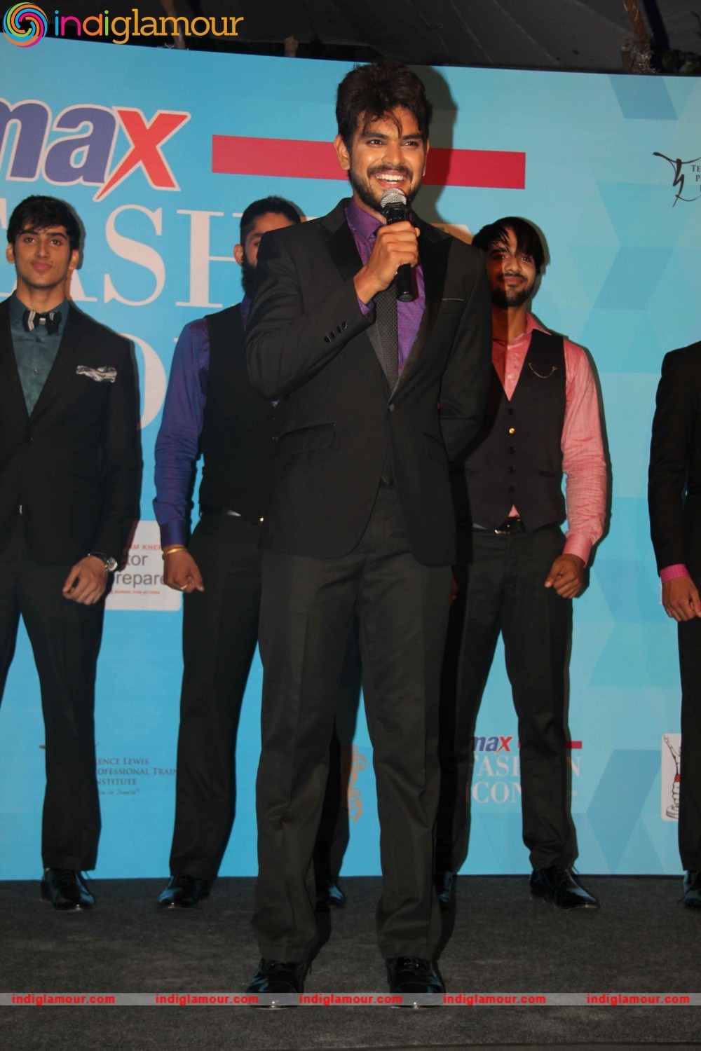 Grand Finale of Max Fashion Icon 2016 Event hd photo