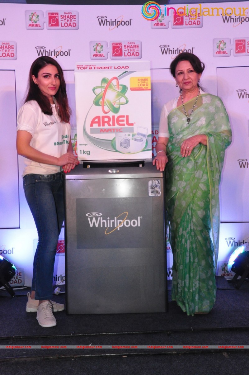 Soha Ali Khan at Ariel Dads Share The Load Event Event hd photo