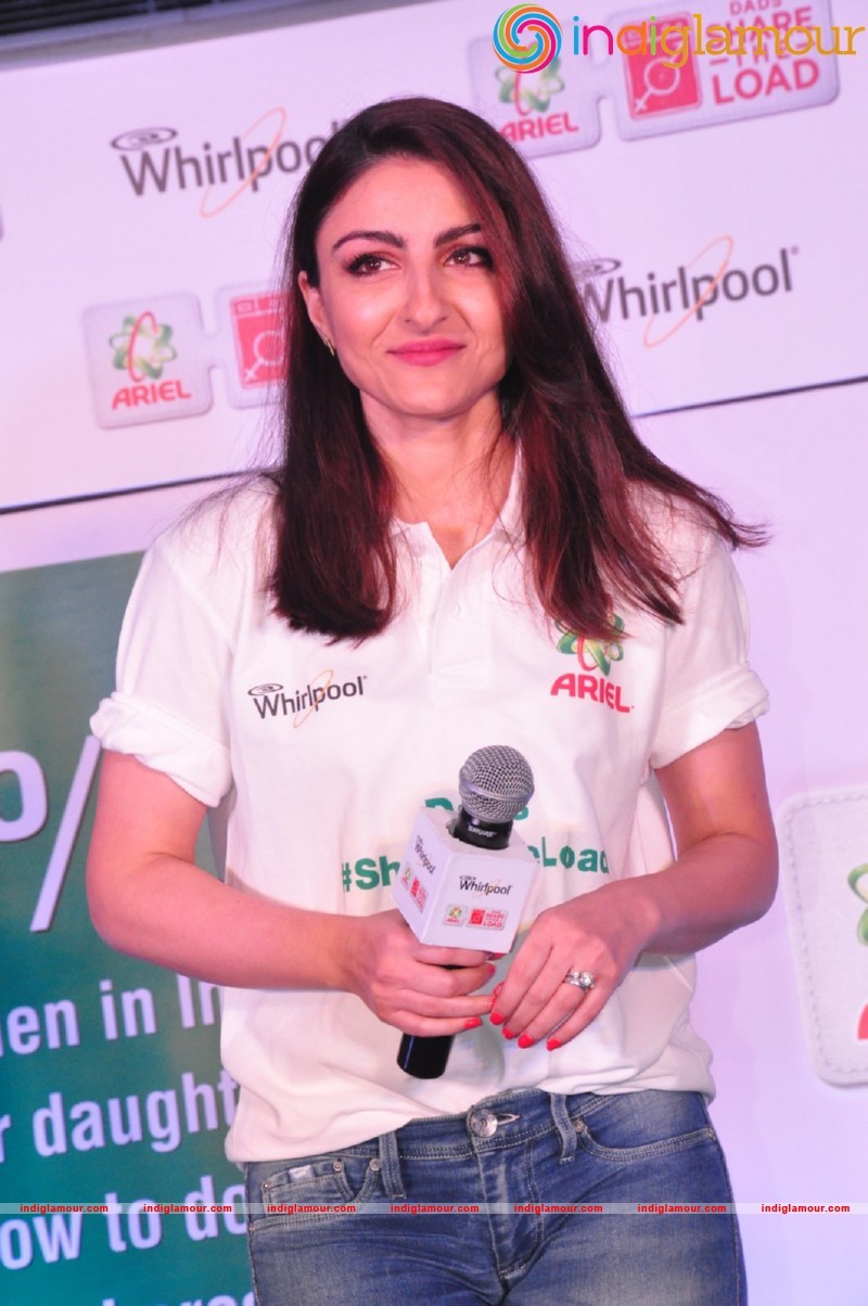 Soha Ali Khan at Ariel Dads Share The Load Event Event hd photo