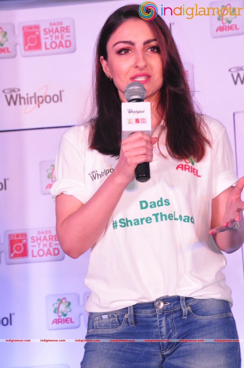 Soha Ali Khan at Ariel Dads Share The Load Event Event hd photo