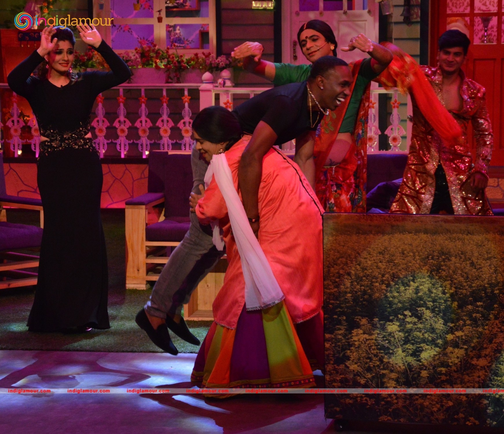 The Kapil Sharma Show with DJ Bravo and Raveena Tandon Event hd photo
