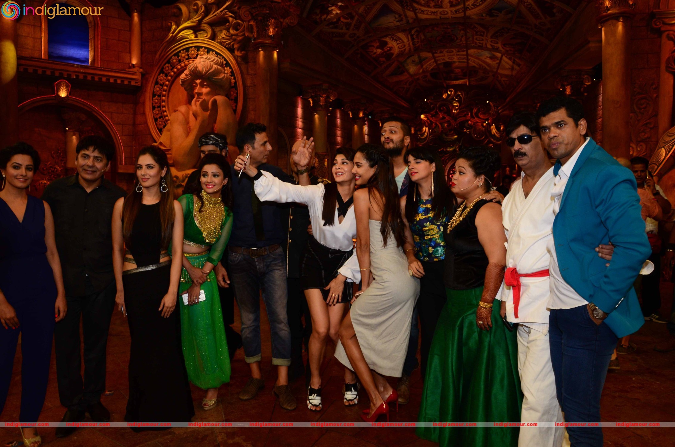 Team of Housefull 3 on the Sets of Comedy Nights Bachao Event hd photo