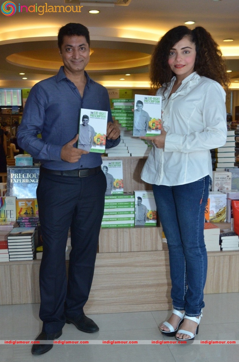 Book Launch of Dr Muffazal Lakdawalas The Eat Right Prescription Event hd photo