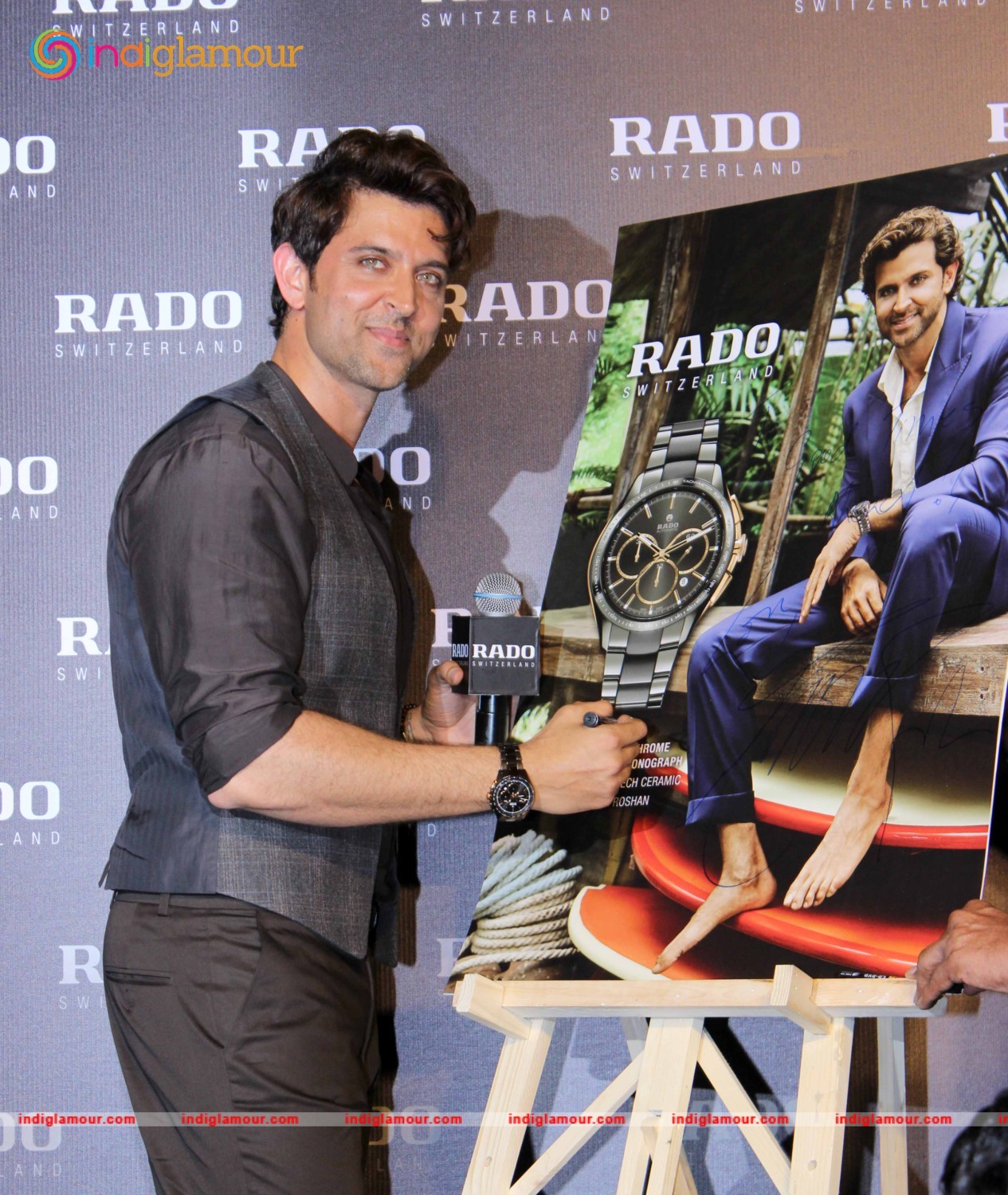 Hrithik Roshan Unveils Rado Brown High Tech Ceramic Collection Event hd photo