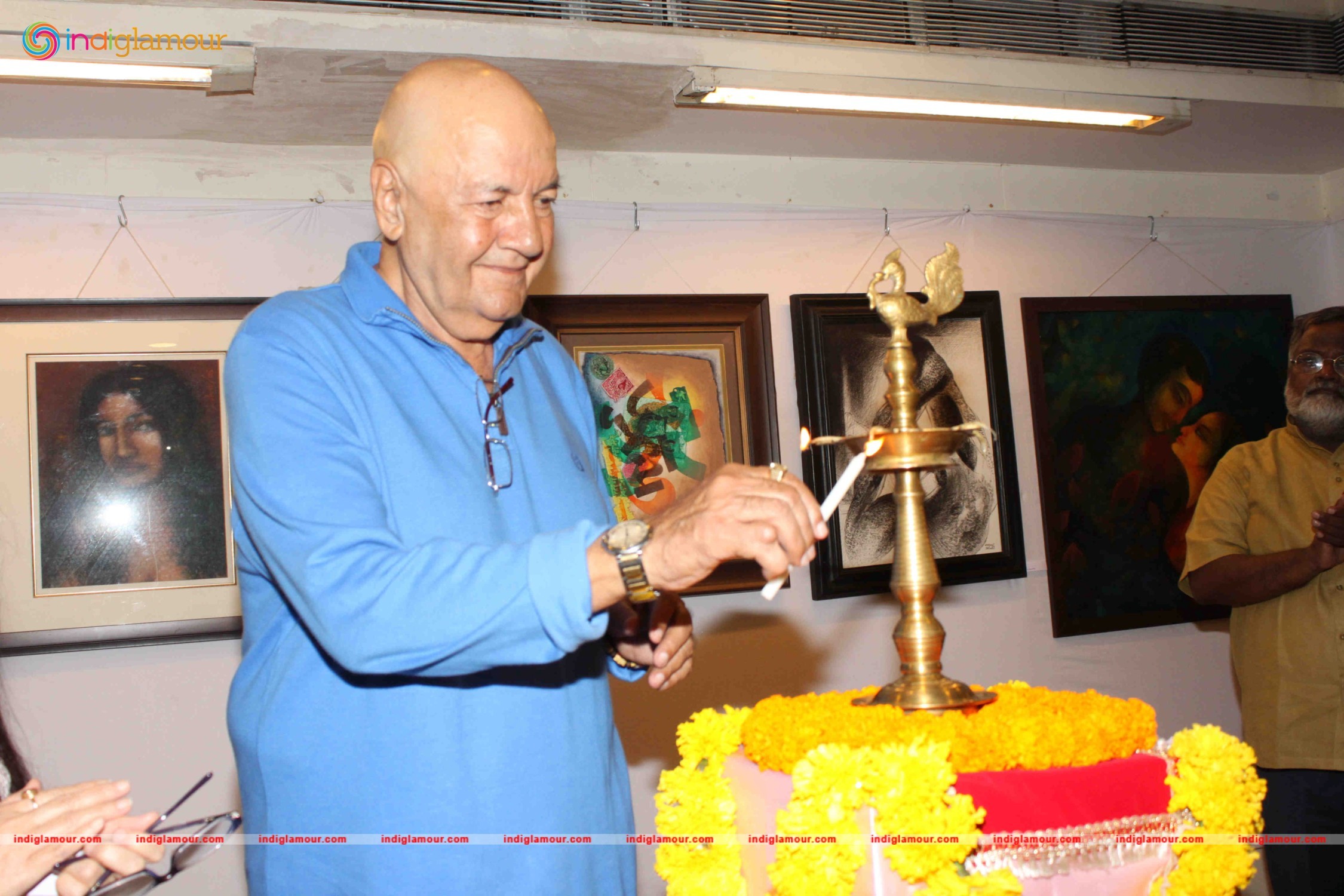 Prem Chopra Inaugurates Art Exhibition Event hd photo