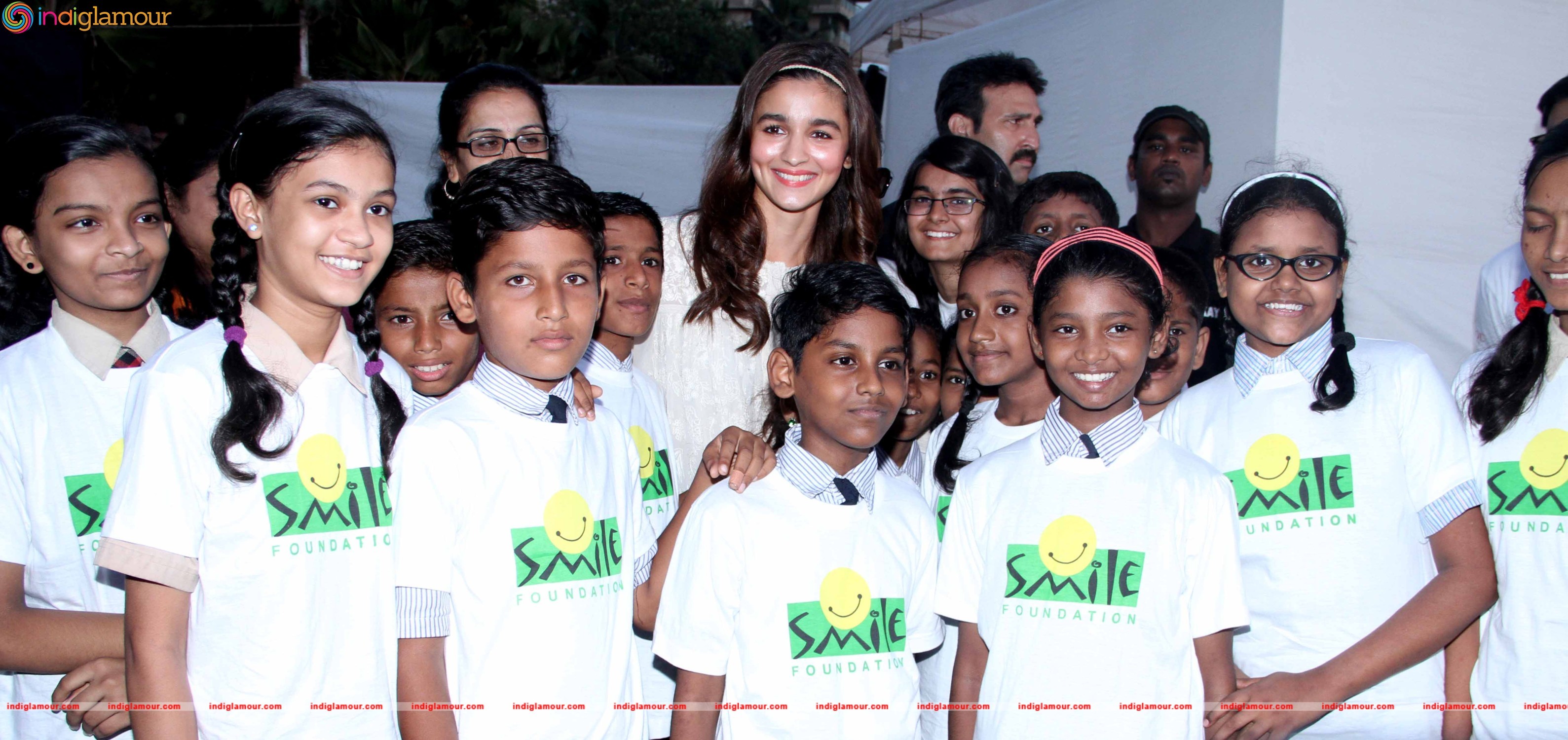Alia Bhatt During the First Ever Pop up Store The Street Store Event hd photo