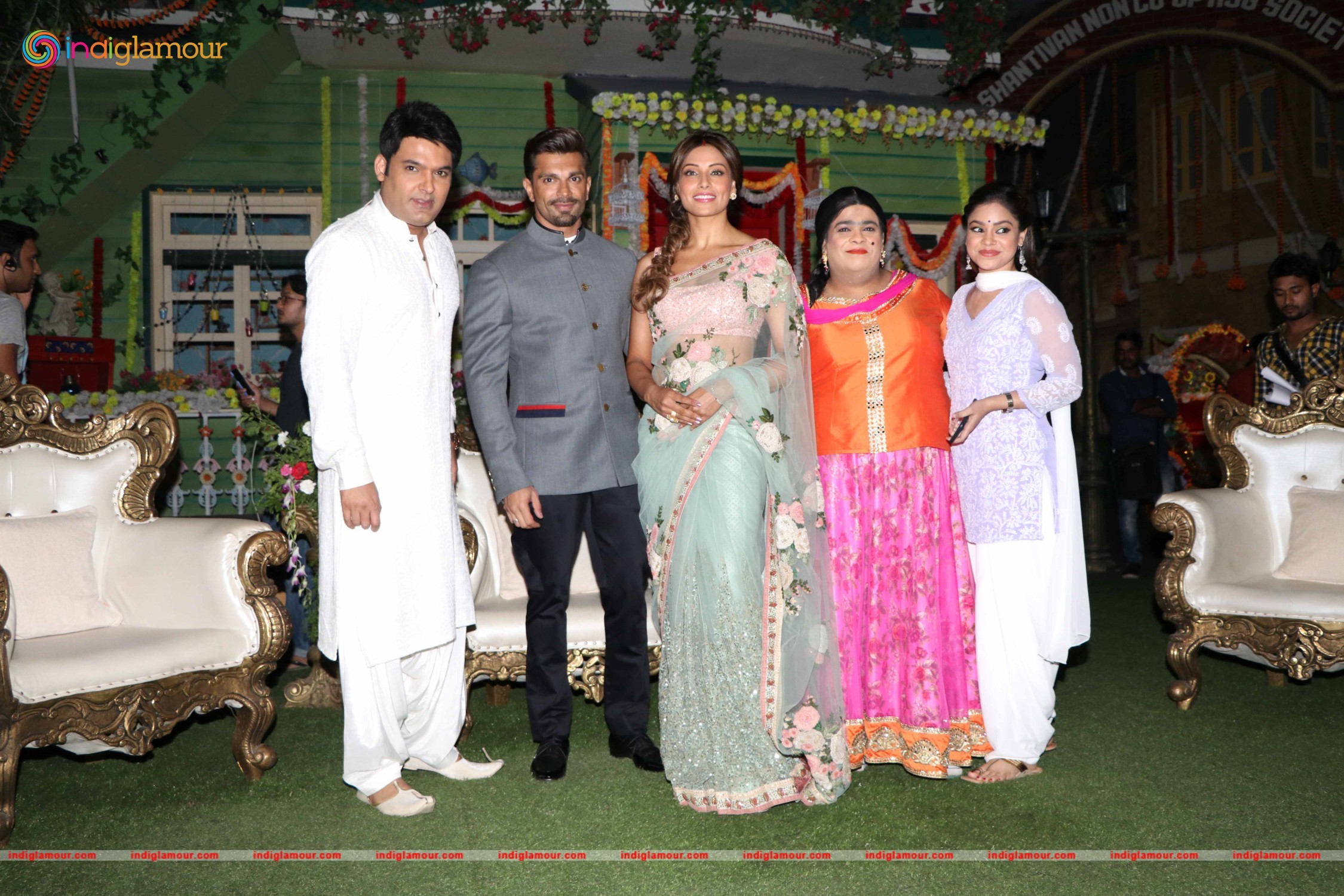 Bipasha Basu and Karan Singh Grover on The Kapil Sharma Show Event hd photo