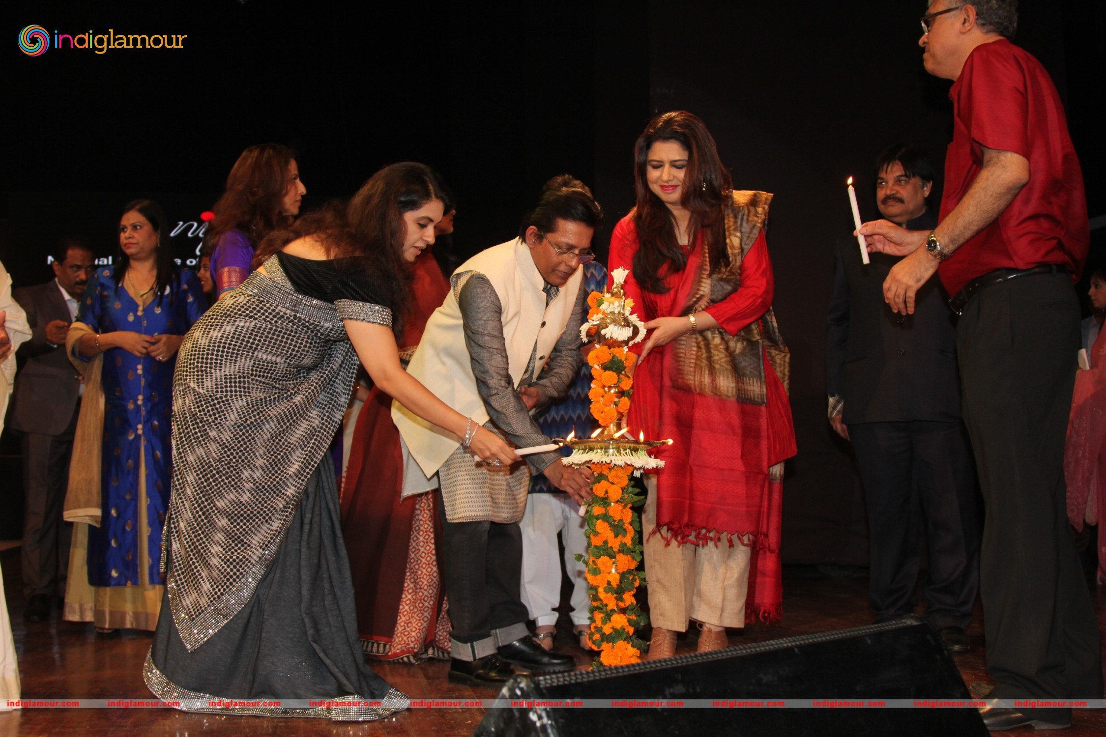 Maharashtrian Power Walk by Celebs for a Cause Helping Students of NIFT Institute Event hd photo