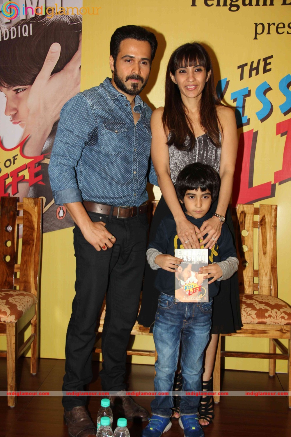 Emraan Hashmi Releases the Book The Kiss of Life Event hd photo