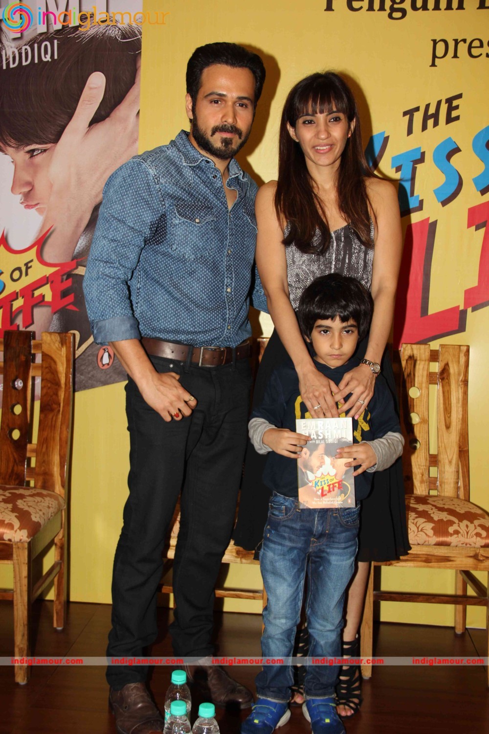Emraan Hashmi Releases the Book The Kiss of Life Event hd photo