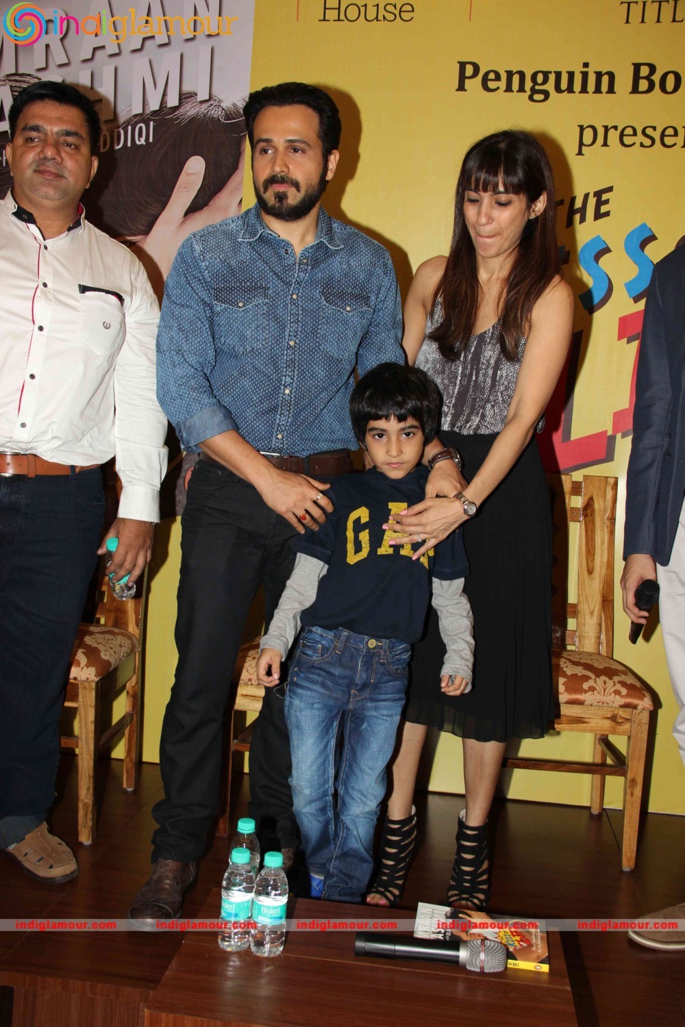 Emraan Hashmi Releases the Book The Kiss of Life Event hd photo