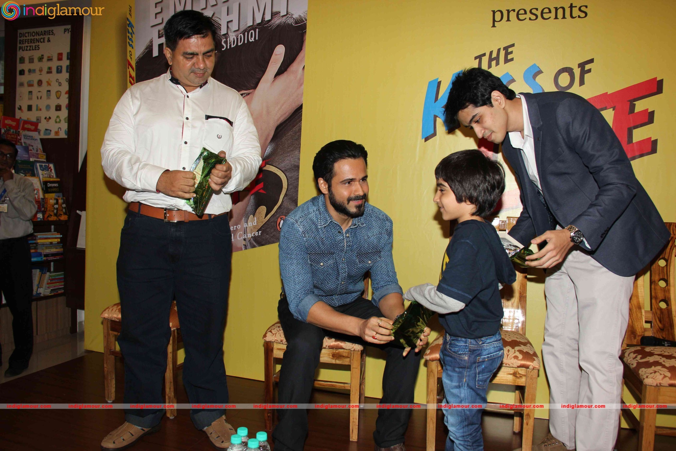 Emraan Hashmi Releases the Book The Kiss of Life Event hd photo