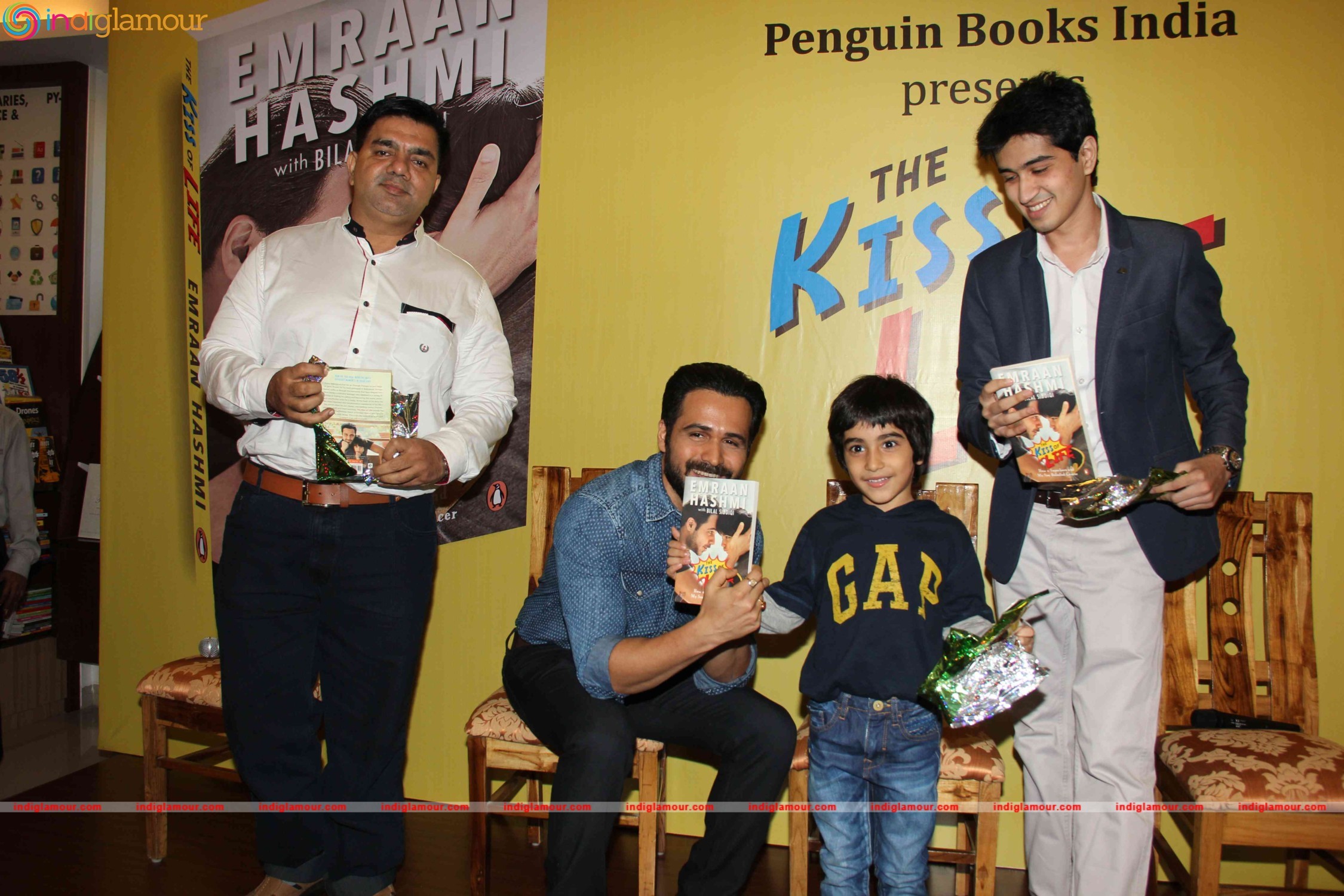 Emraan Hashmi Releases the Book The Kiss of Life Event hd photo