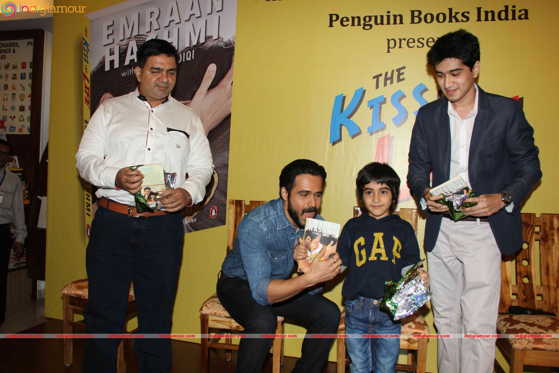 Emraan Hashmi Releases the Book The Kiss of Life Event hd photo