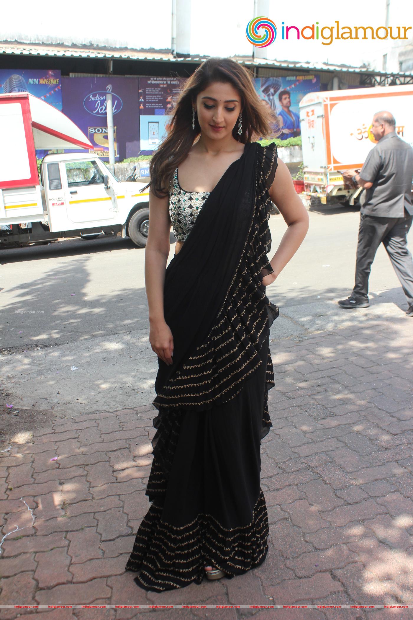 Dhavnai Bhanushali indian idol set Filmcity mumbai PHOTOS Event hd photo