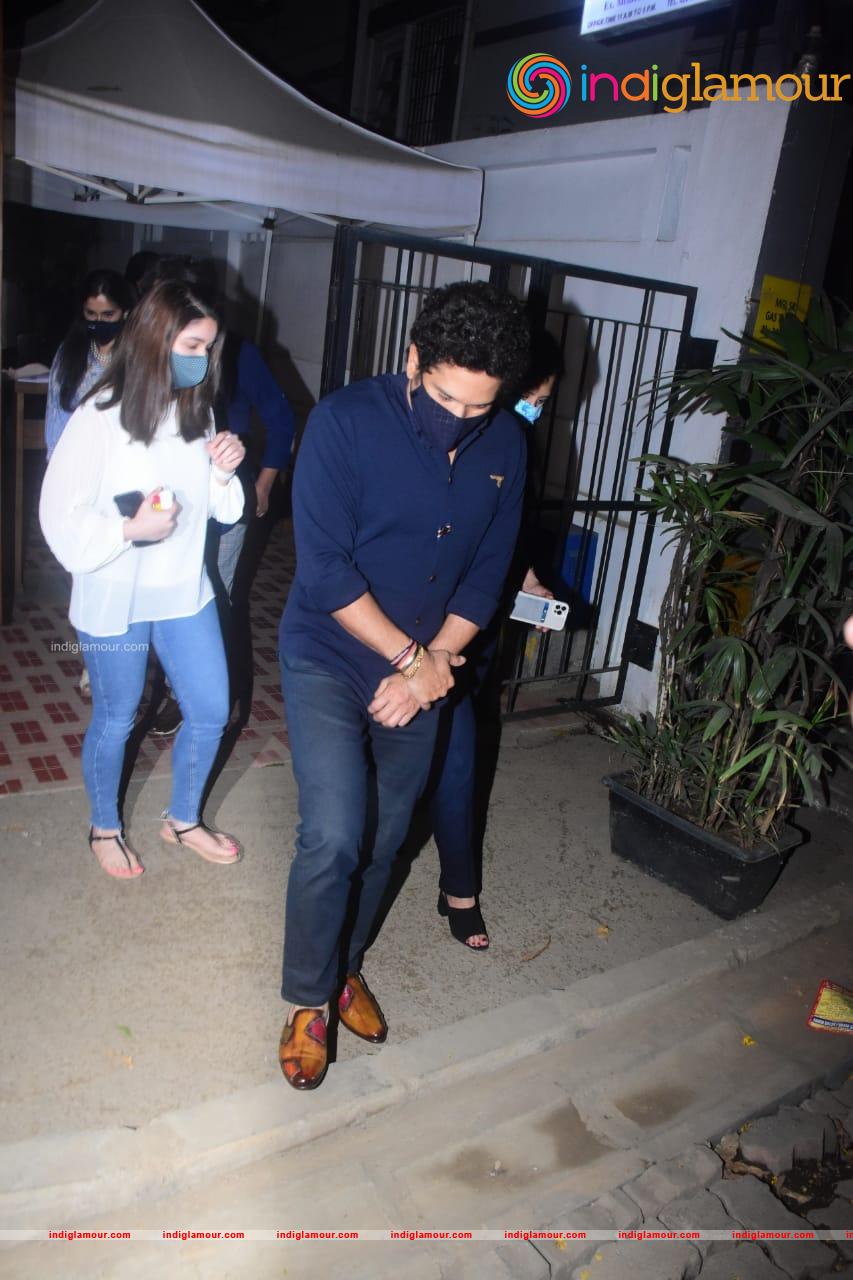 Sachin Tendulkar And Family Event hd photo