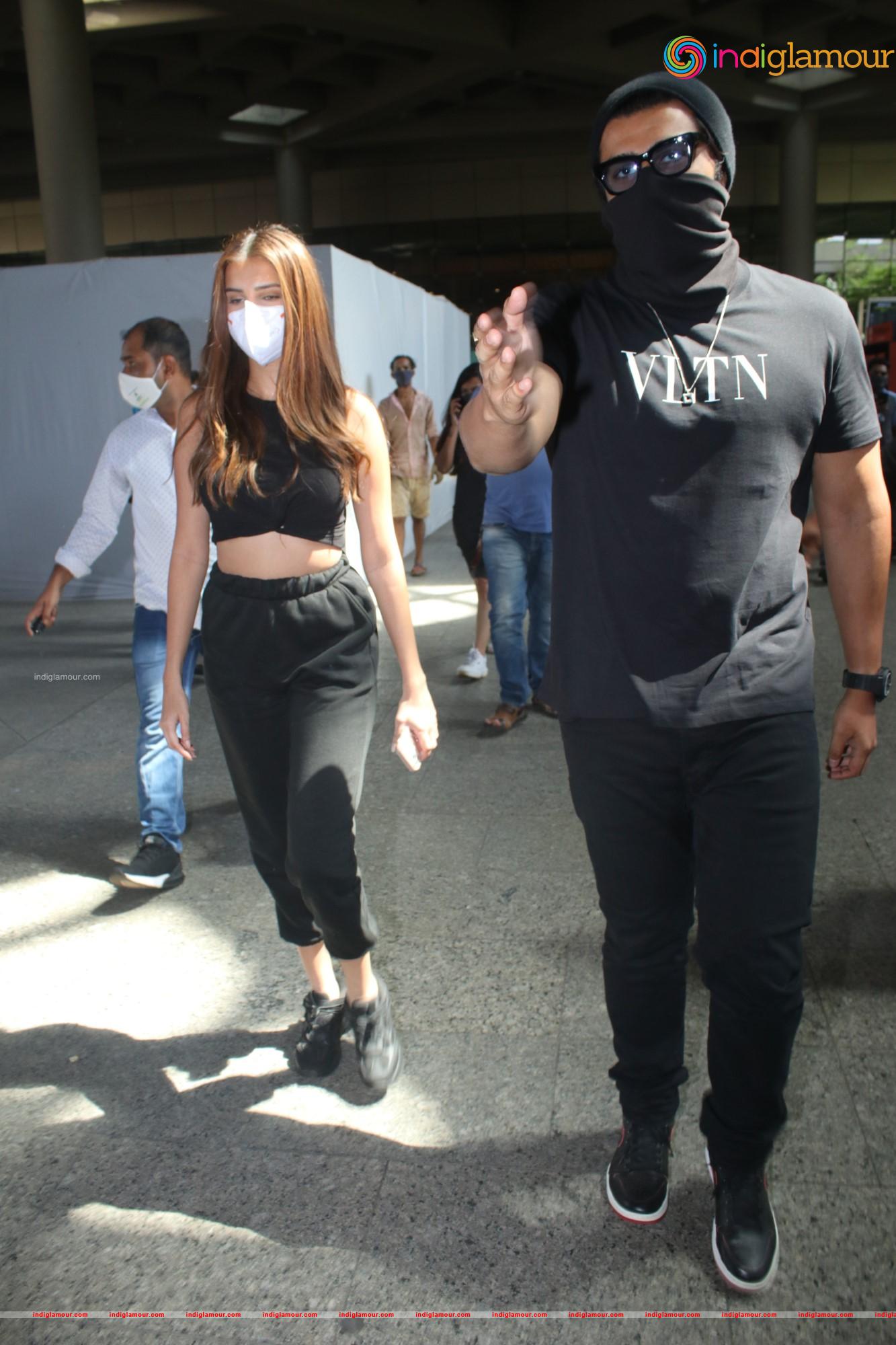 Arjun Kapoor and Tara Sutaria Event hd photo