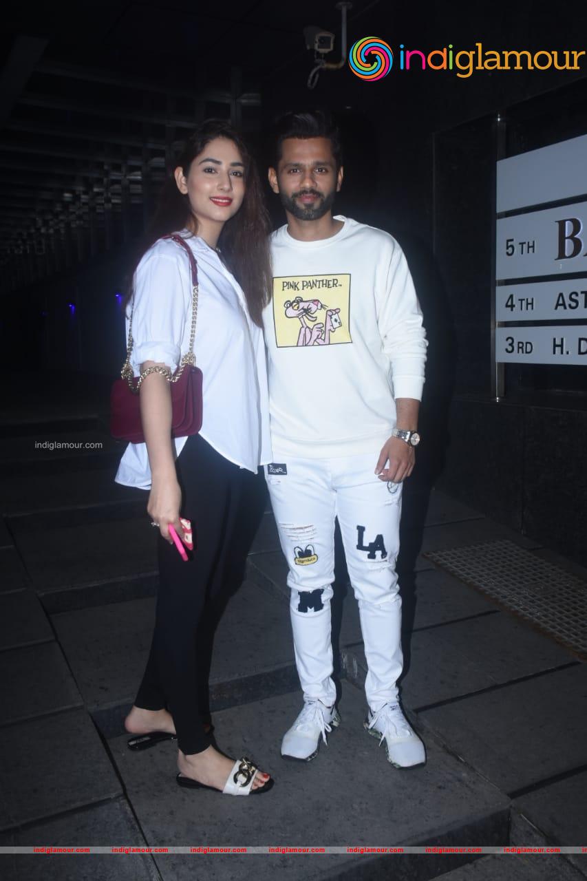 Rahul Vaidya and Disha Parmar Event hd photo