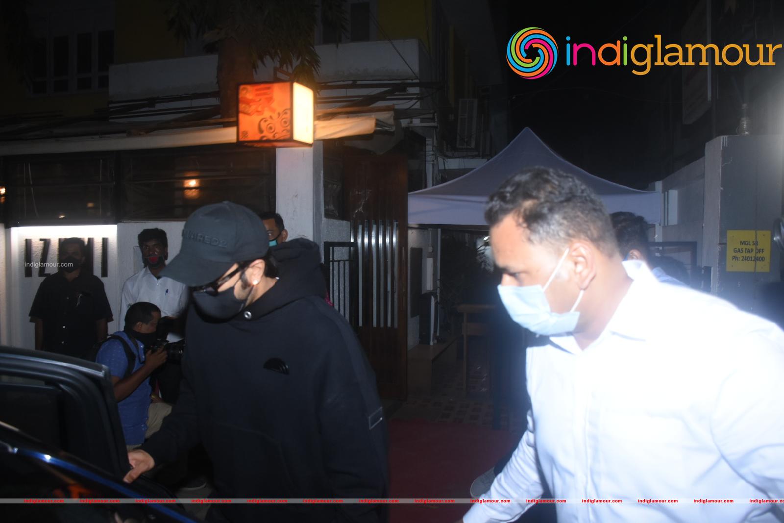Deepika Padukone and Ranveer Singh Event hd photo
