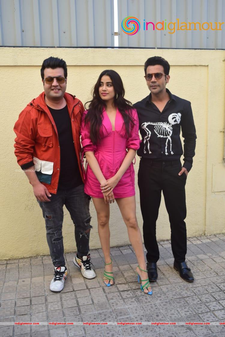 Roohi Film Promotion At PVR Juhu Photos Event hd photo