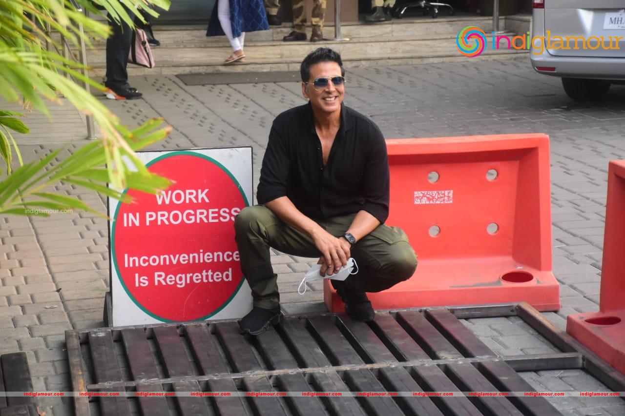Akshay Kumar Jacqueline Fernandez Nushrat Bharucha Event hd photo