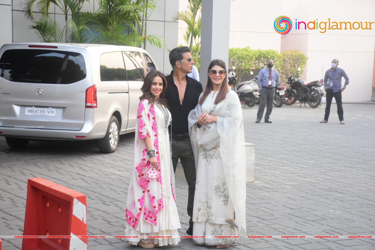 Akshay Kumar Jacqueline Fernandez Nushrat Bharucha Event hd photo