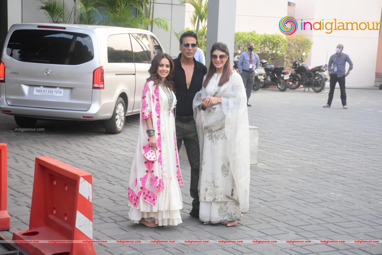 Akshay Kumar Jacqueline Fernandez Nushrat Bharucha Event hd photo