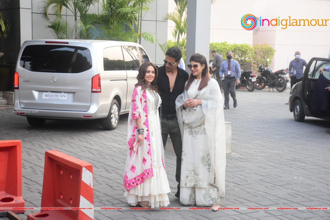 Akshay Kumar Jacqueline Fernandez Nushrat Bharucha Event hd photo
