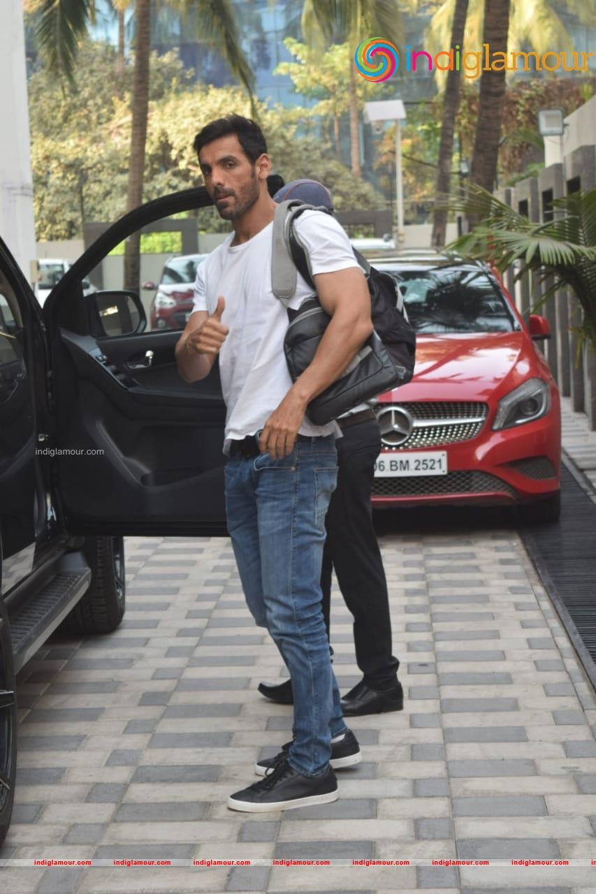 John Sidharth Gupta And Emraan Hashmi Event hd photo