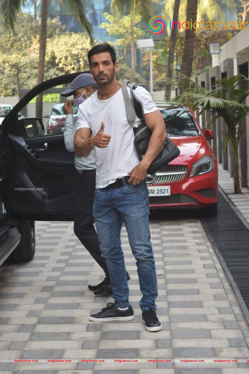 John Sidharth Gupta And Emraan Hashmi Event hd photo