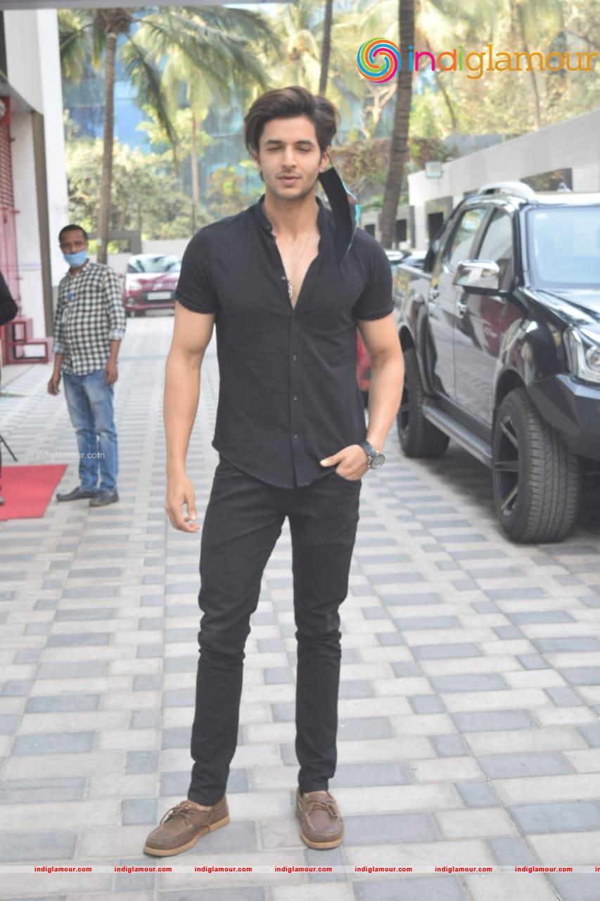 John Sidharth Gupta And Emraan Hashmi Event hd photo