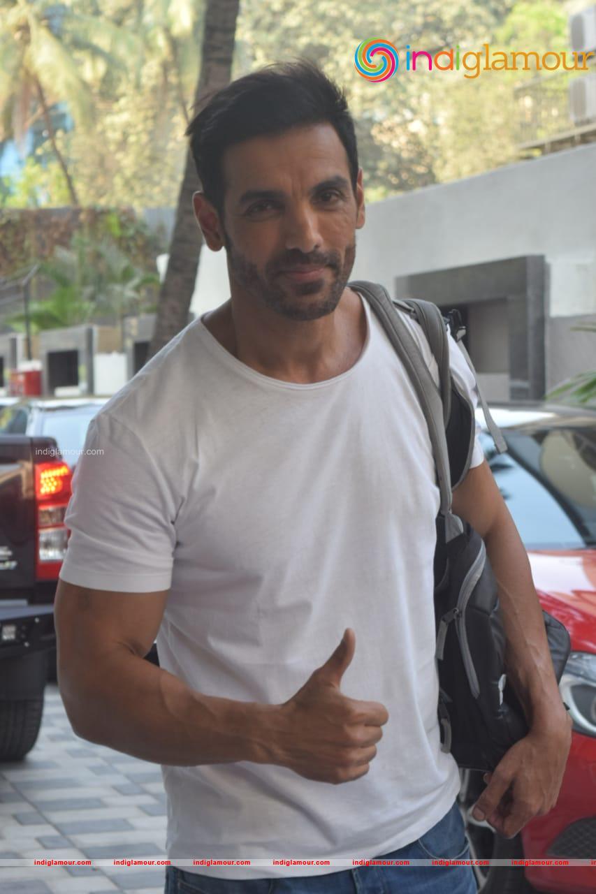 John Sidharth Gupta And Emraan Hashmi Event hd photo
