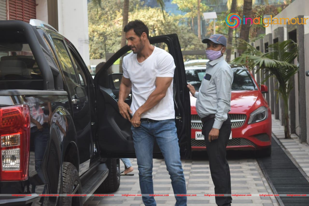 John Sidharth Gupta And Emraan Hashmi Event hd photo