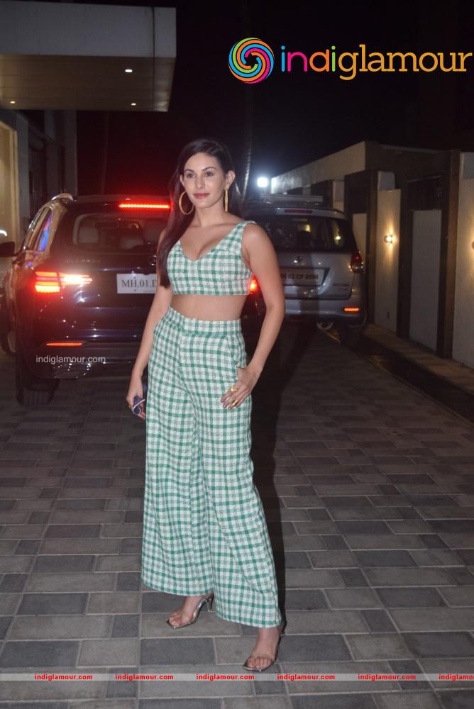 Kunal Kapoor Mouni Roy and Amyra Dastur Event hd photo