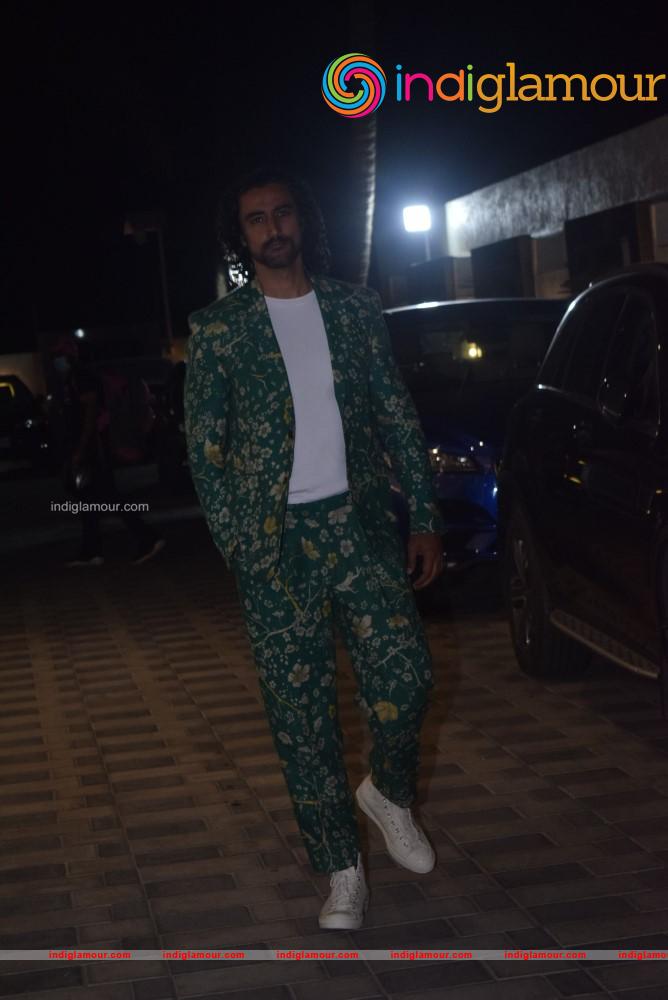 Kunal Kapoor Mouni Roy and Amyra Dastur Event hd photo