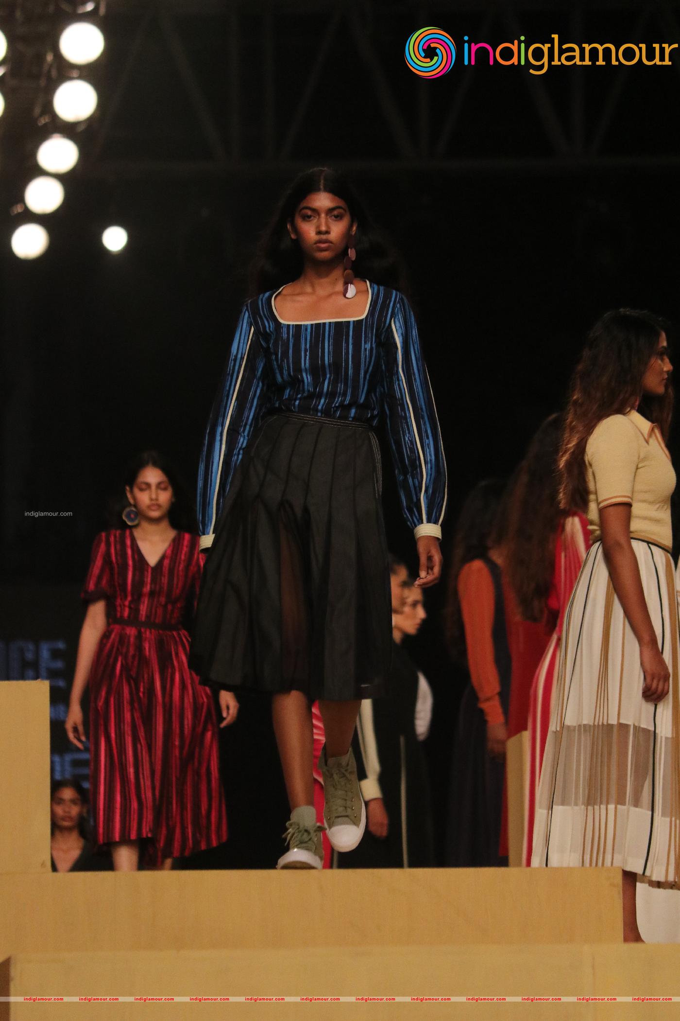 Ananya Panday At Lakme Fashion Week Day 3 Event hd photo
