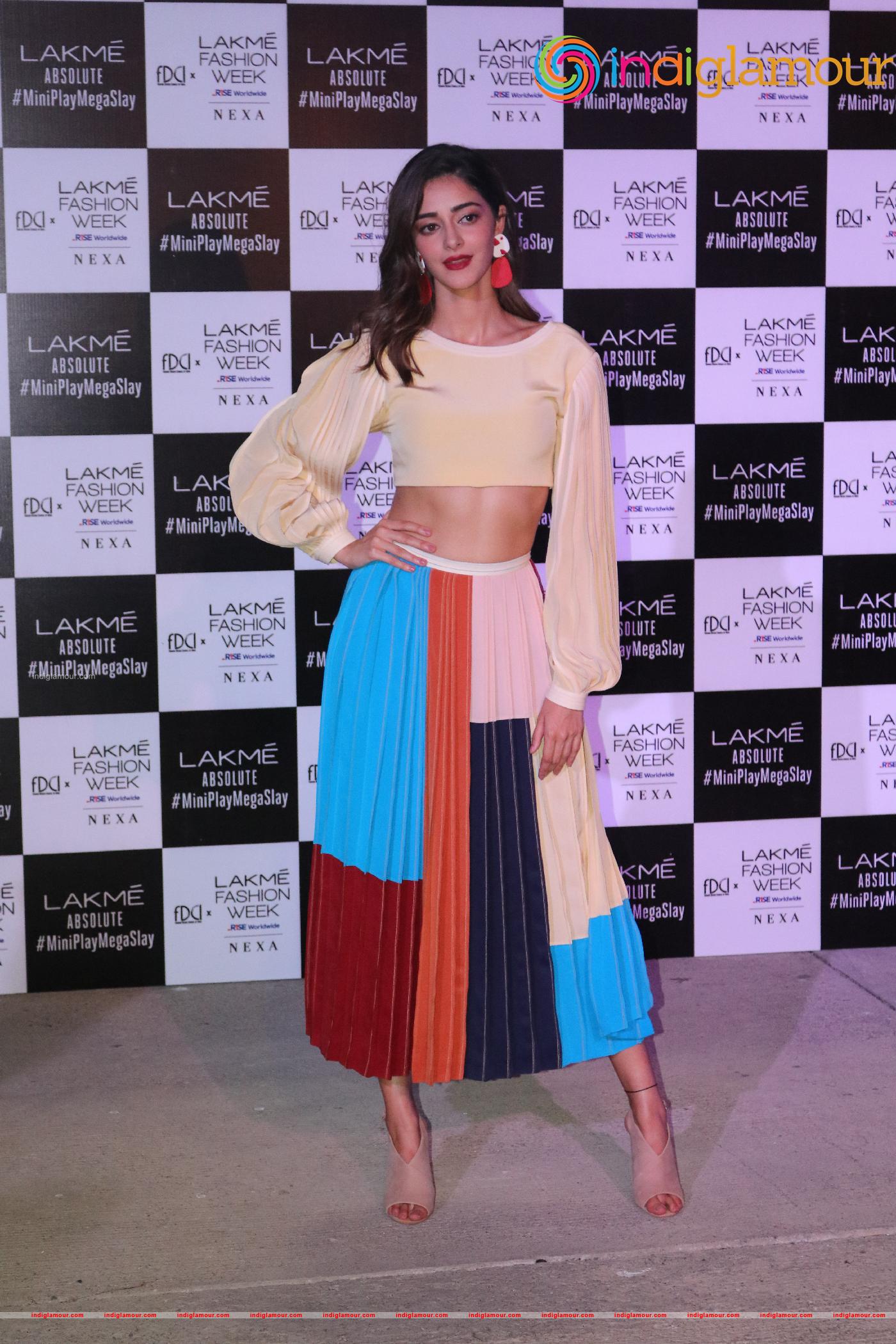 Ananya Panday At Lakme Fashion Week Day 3 Event hd photo