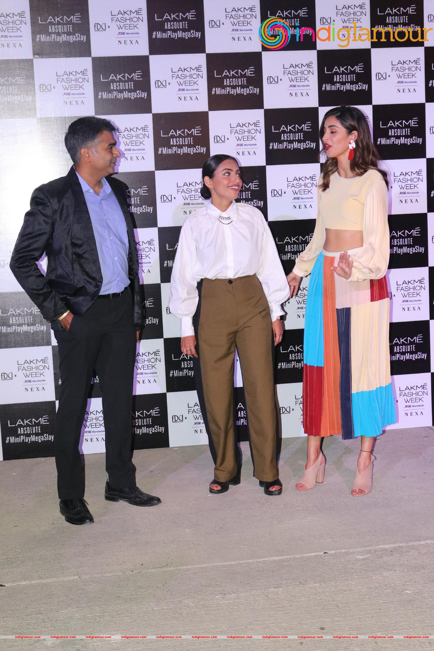 Ananya Panday At Lakme Fashion Week Day 3 Event hd photo