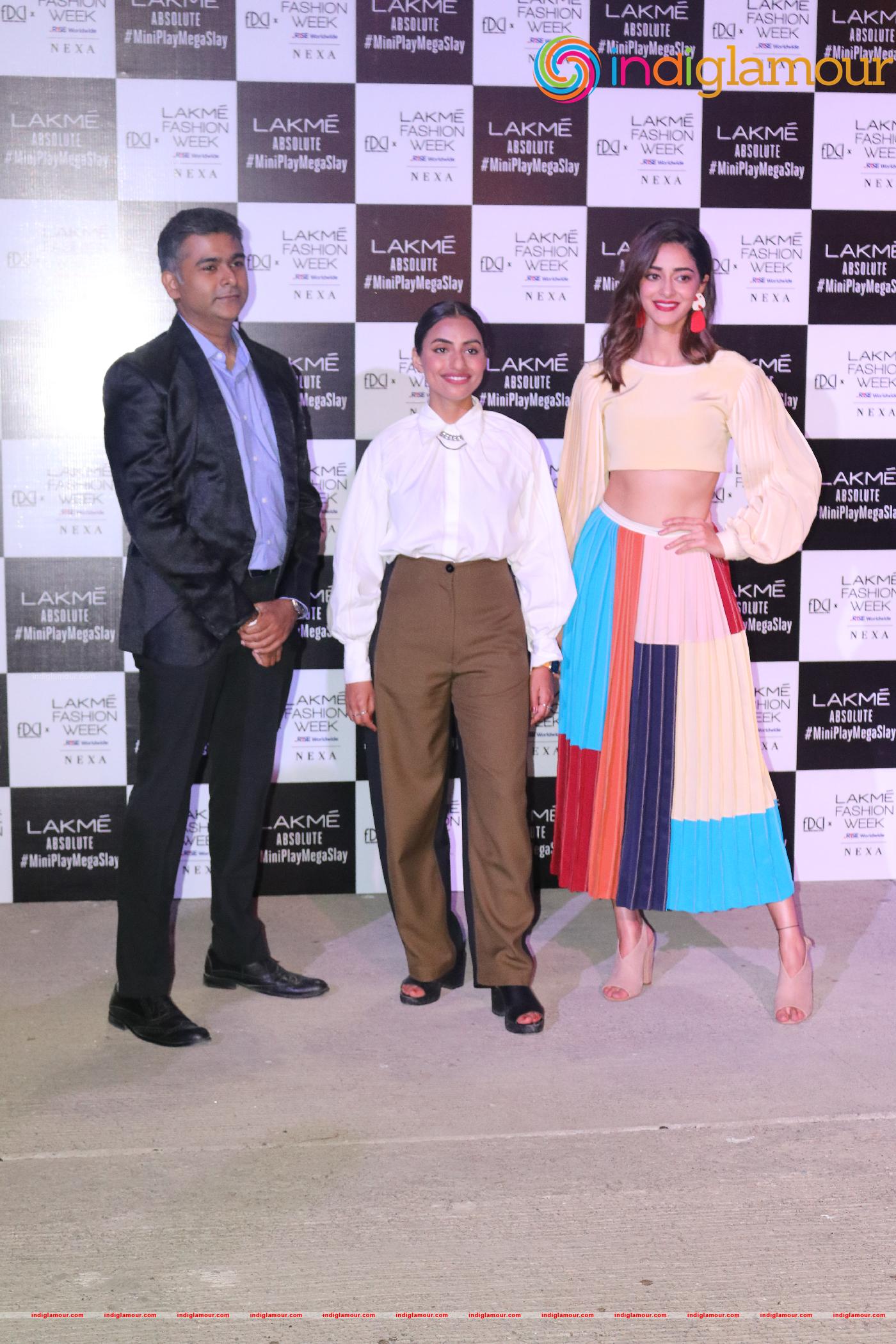 Ananya Panday At Lakme Fashion Week Day 3 Event hd photo