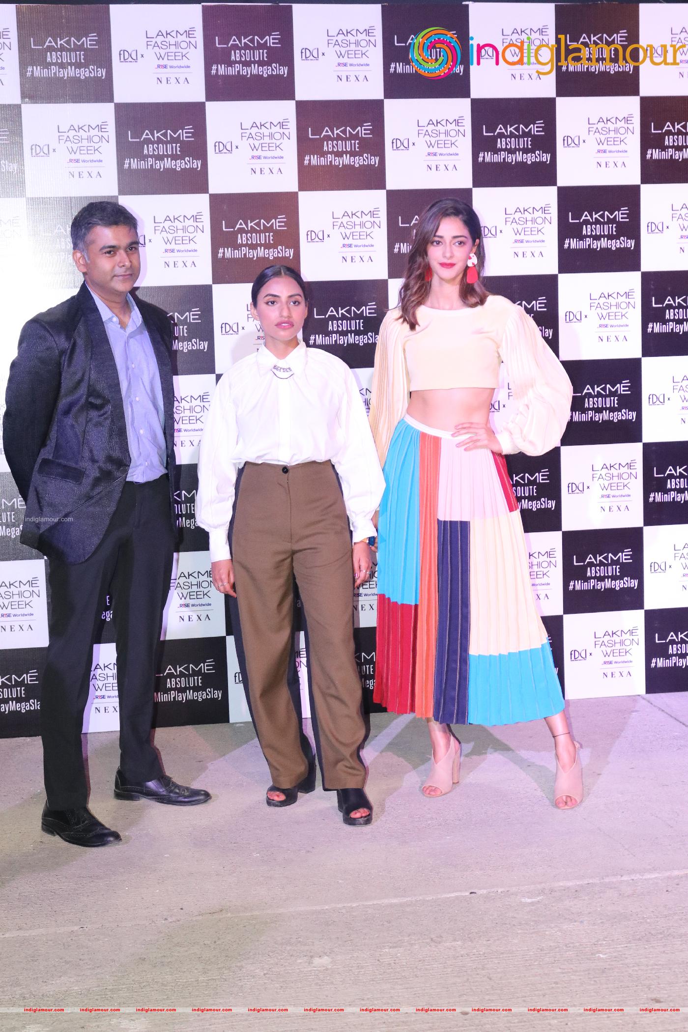 Ananya Panday At Lakme Fashion Week Day 3 Event hd photo